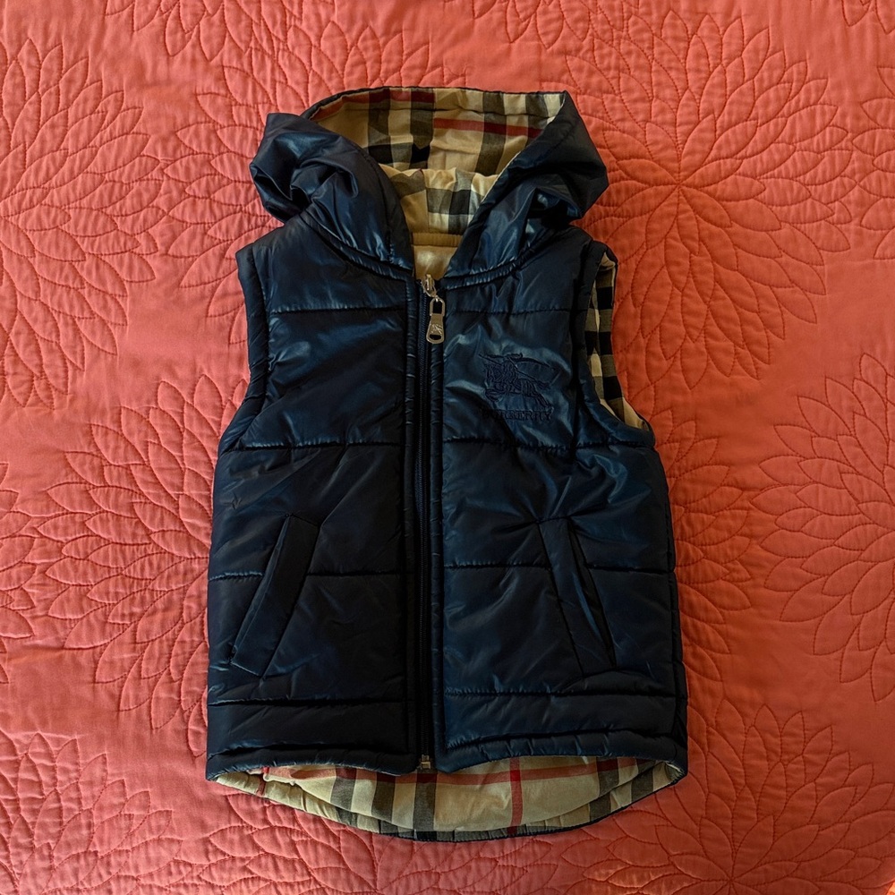 Burberry Kids Navy Puffer Jacket with Check Lining
